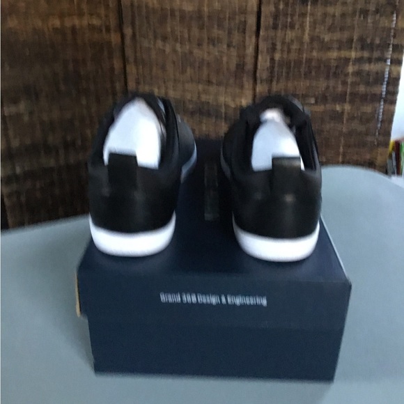 COLE HAAN - Picture 4 of 14